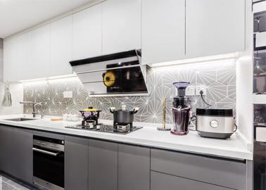 美大家電衛(wèi)浴 深耕家用電器研發(fā)，引領(lǐng)智慧生活新風(fēng)尚